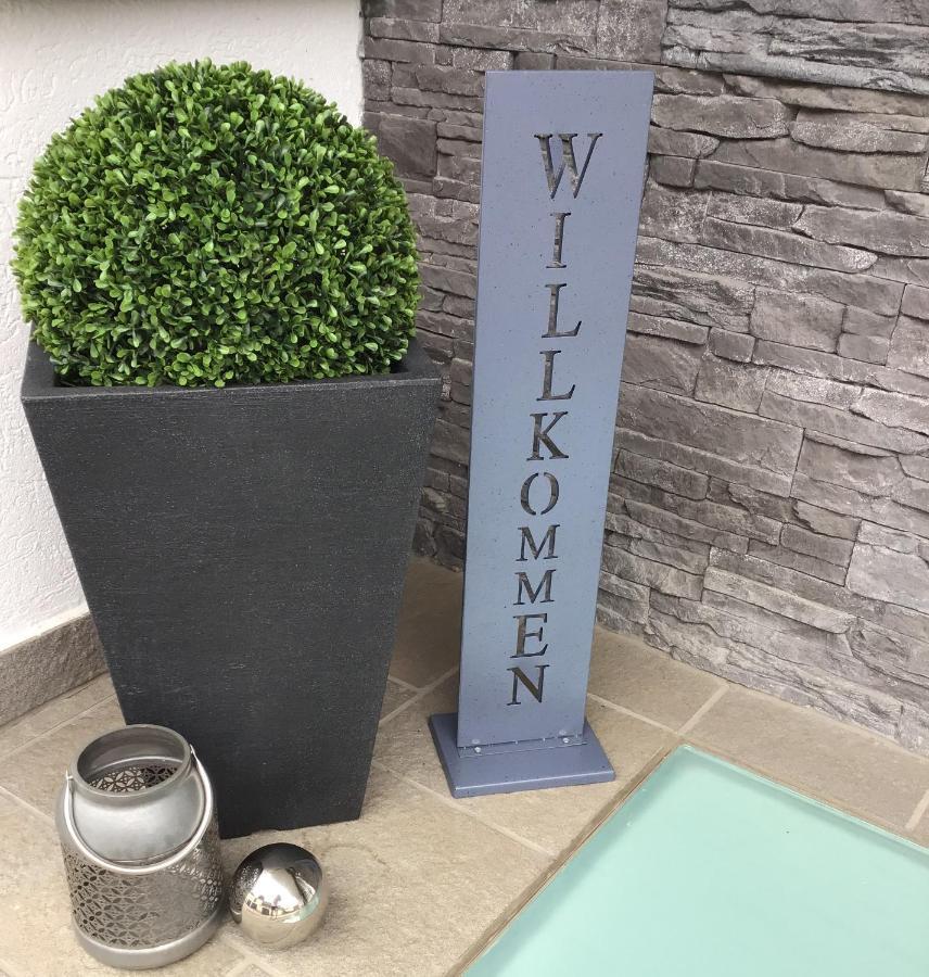 Ferienwohnung Entenquack Weisel Exterior foto